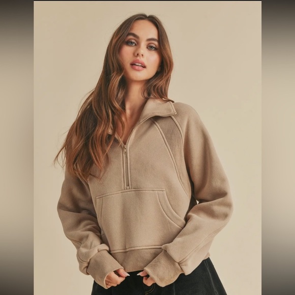 Sweaters - Half Zip Pullover Tan